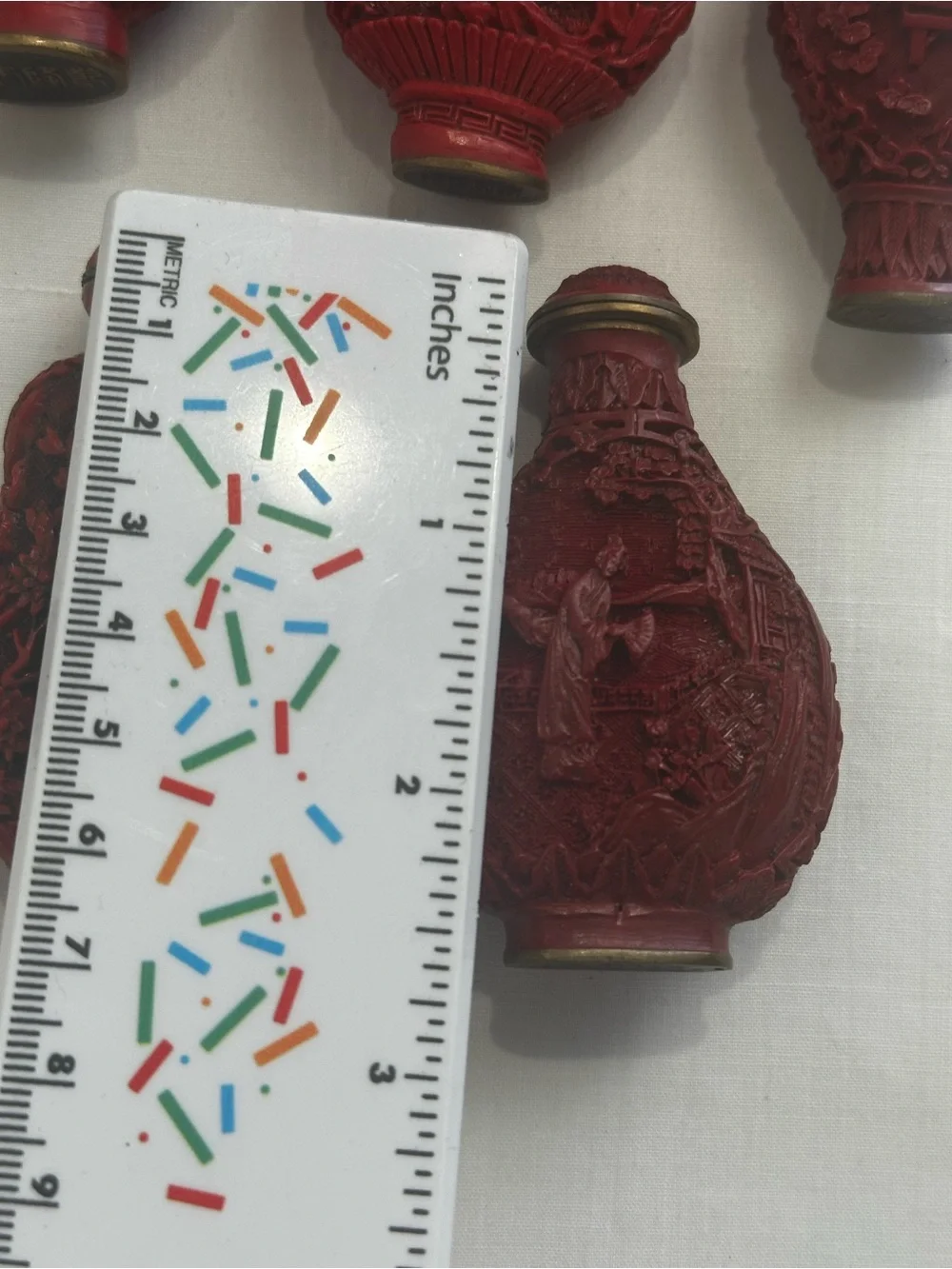 VTG Chinese Cinnabar Style Resin Snuff Bottle Set of 5 dark academia READ